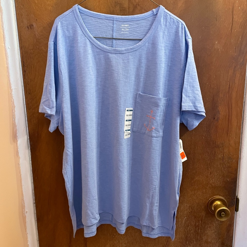 Old navy pocket tee